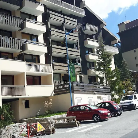 Adrets-224 Apartment